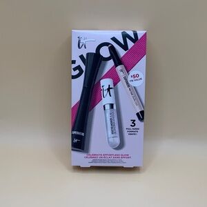 IT Cosmetics Celebrate Effortless Glow Set -